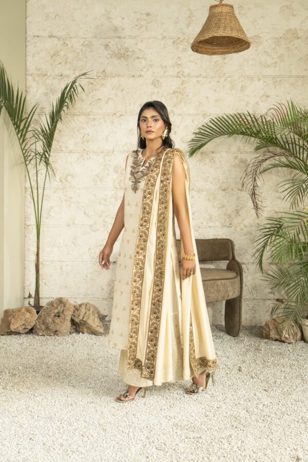 Meher-u-Nisa  ( call for price)