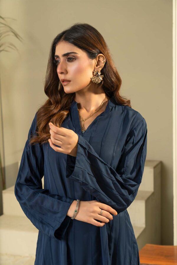 Midnight blue - Image 2