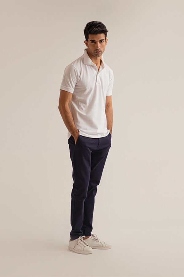 WHITE BUTTON DOWN SHIRT - Image 4