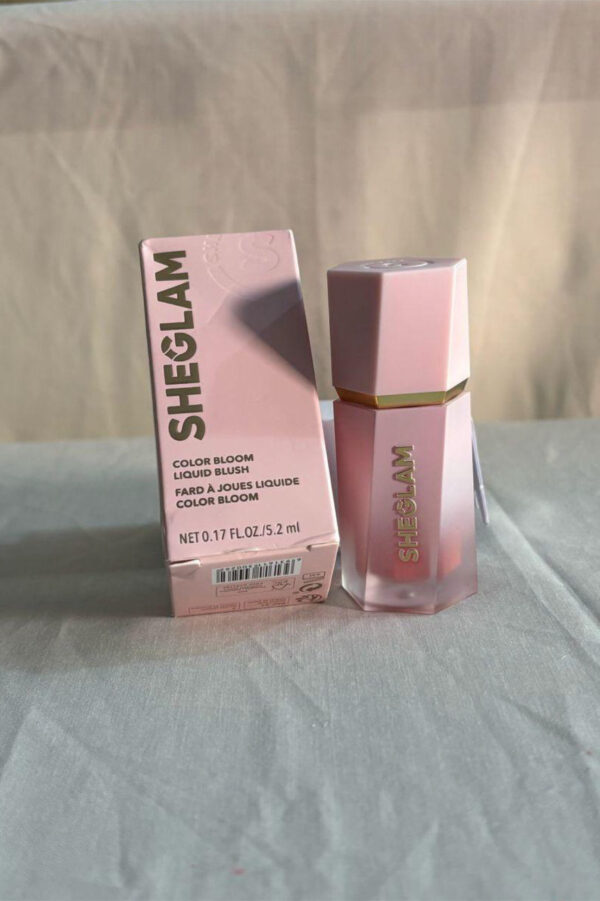 Jelly wow hydrating lip oil shades: berry involved - Image 3