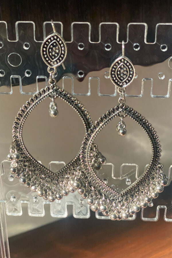 OvalShaped Silver jhumkaa